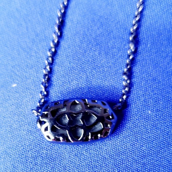 Kendra Scott Elisa Pendant Necklace in Black Druzy - Picture 9 of 16